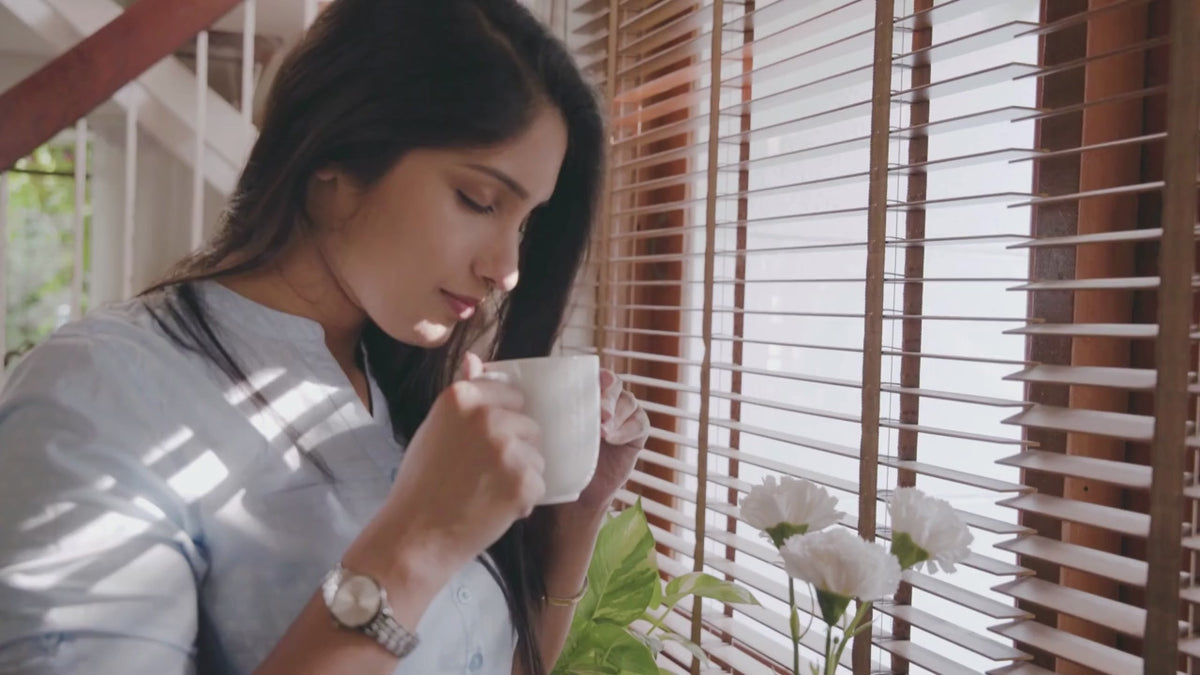 kvinne som finner ro og mestring i hverdagen hos utbrenthetsklinikken